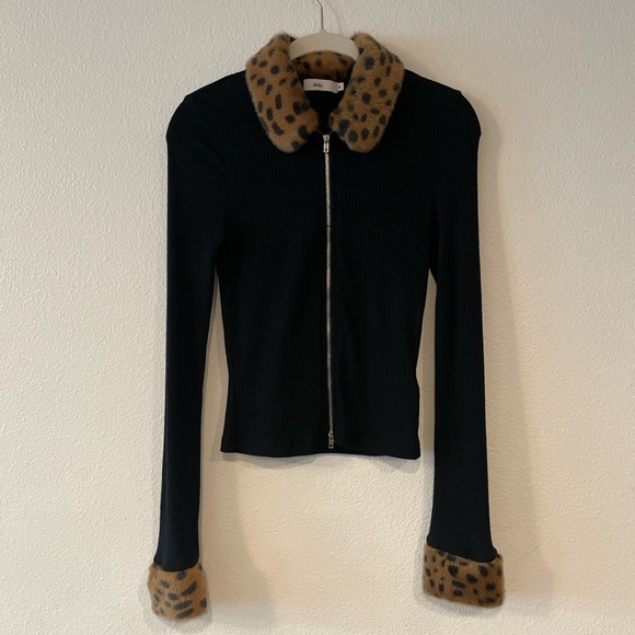 NWOT Adika Dasio Furry Detail Cardigain - Picture 5 of 11